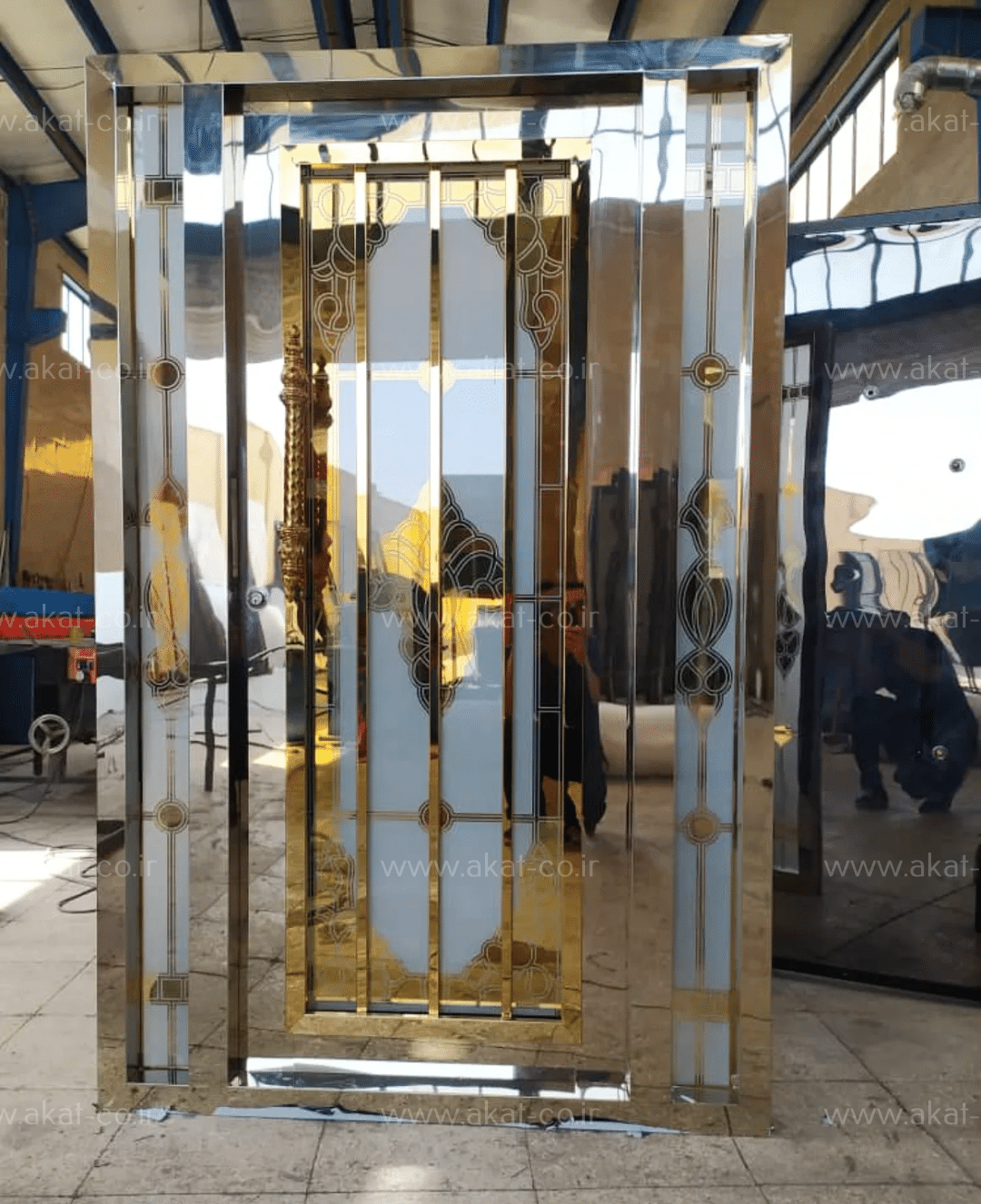 درب استیل طلایی لوکس